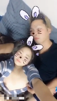 ヤンキーカップルのおふざけ乳首見え【スマホ対応動画】