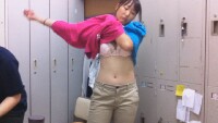医療従事者のバイト着替え2