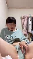 川口春奈似のパンツ越しオナニー