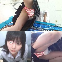 【高画質】めっちゃかわいい仲良しのほぼノーパンって思うぐらい食い込みTバックに胸チラGET！ゲーセン