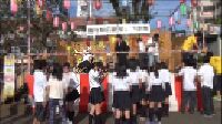 イベント片付け中に白パンチラしちゃう超ミニスカ●K風