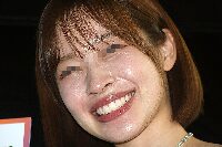 キャンギャルの顔面アップ128