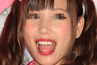 キャンギャルの顔面アップ031