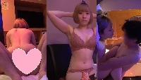 きゃりーぱみゅ〇みゅ似。いやもう本人だろこれ。