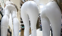【超高画質】肥大下半身に張り付くレザーパンツにパンティーが透けまくってるｗ