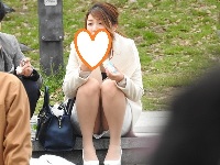 キャバ嬢系のお姉さん？（ＦＨＤ）大変です！！パンツが見えてますよ３１