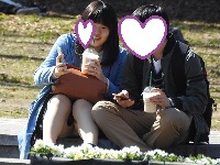 デート中のお姉さん発見１００！！大変です！！パンツが見えてますよ