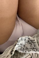 ギャルの生ピンクパンティ