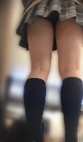 制服逆さ