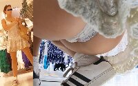 スナイパーの視界 Vol.217　下着みたいな服装で下着を探す美女の血のシミつきしゃがみパンチラ編