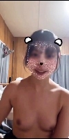 クール系の美女が指でイジイジ⋯ マ◯コ広げて見せつけちゃう！