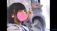 瞳が可愛いミニスカJKちゃんのピンクのパンティ丸見え！