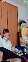 制服超かわいい子が自宅でゆるゆるちらちら配信