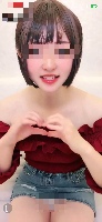 超ミニスカかわいい子のずーと見えてるちらちら配信