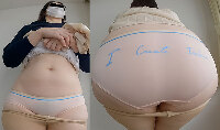 【ワンコイン人妻パンチラ】自転車の前＆後のカゴに大量のお買い物詰め込んだ自転車おばさん