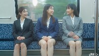 「AI動画」フェチ向け　電車内の風景　通勤中のおねえさんたち  2